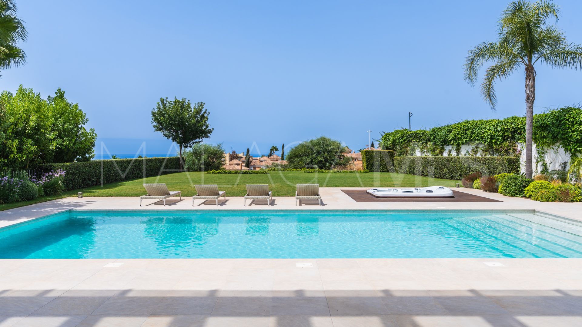 Villa for sale in Santa Clara