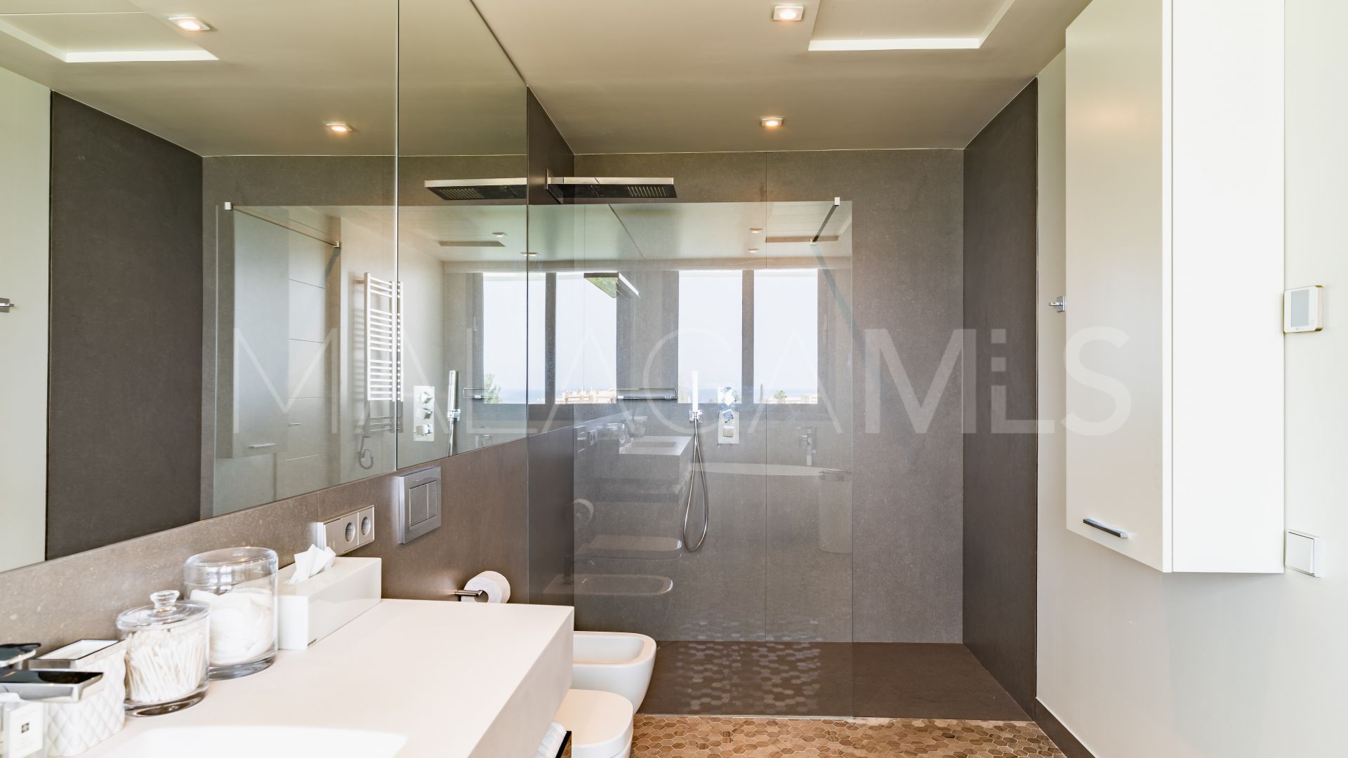 Villa for sale in Santa Clara