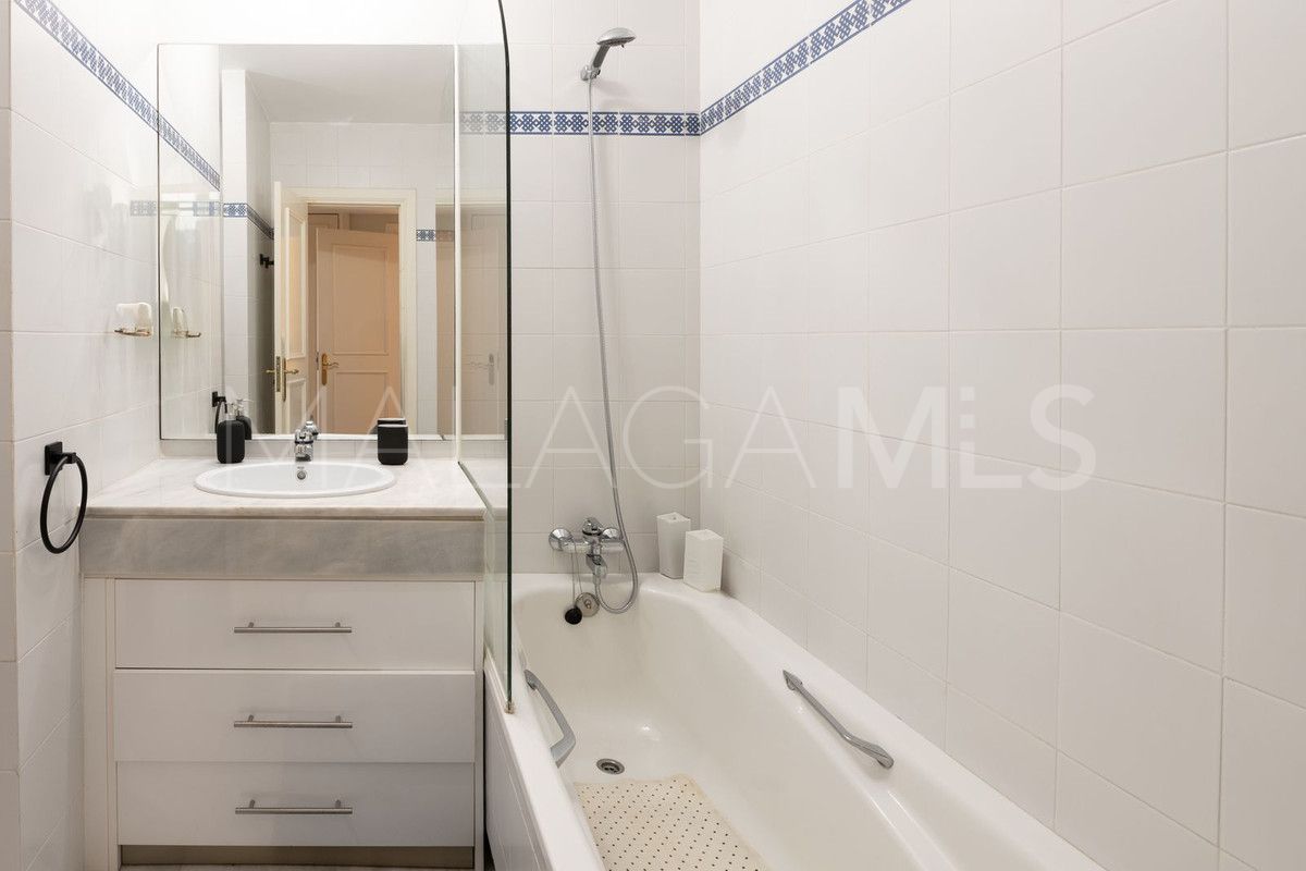 Lägenhet for sale in Marbella City