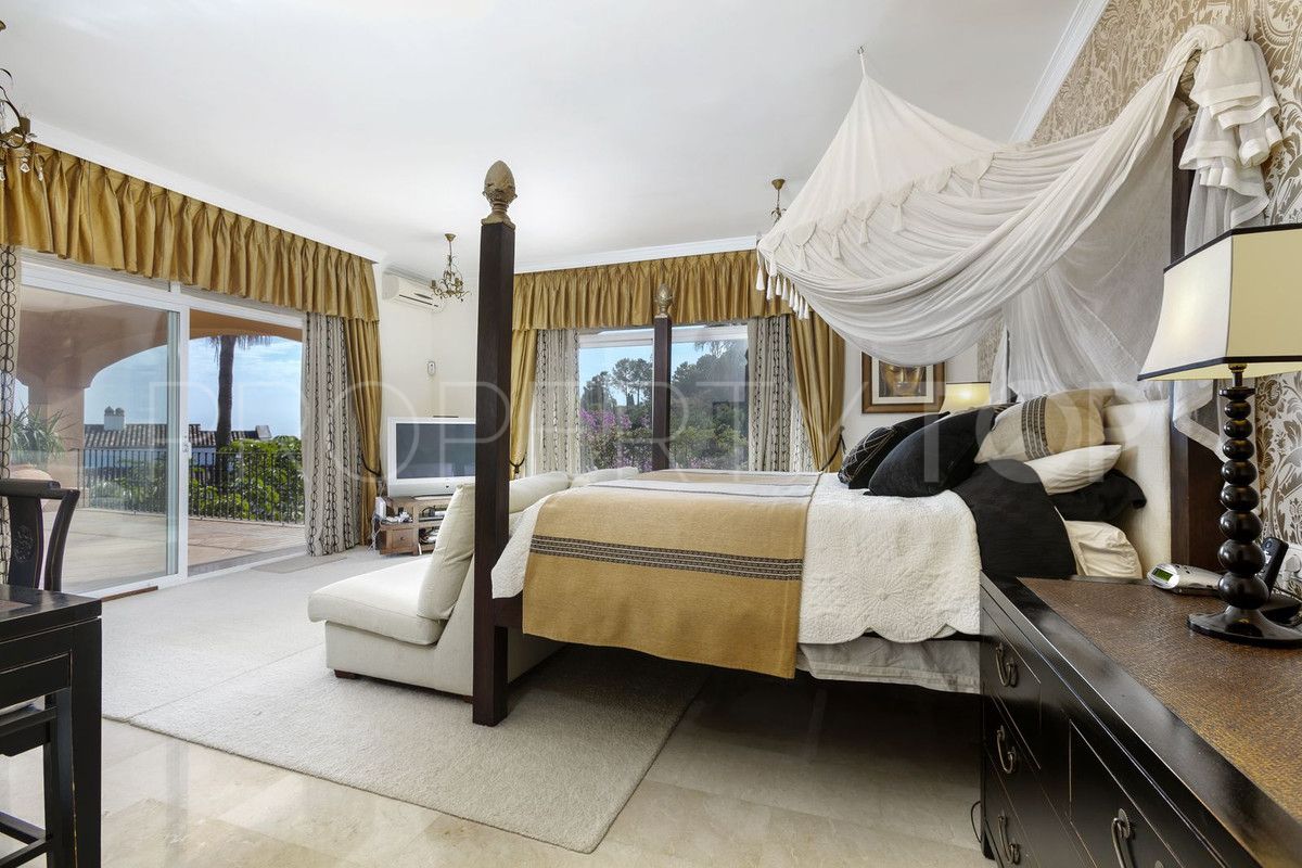 4 bedrooms Benahavis villa for sale