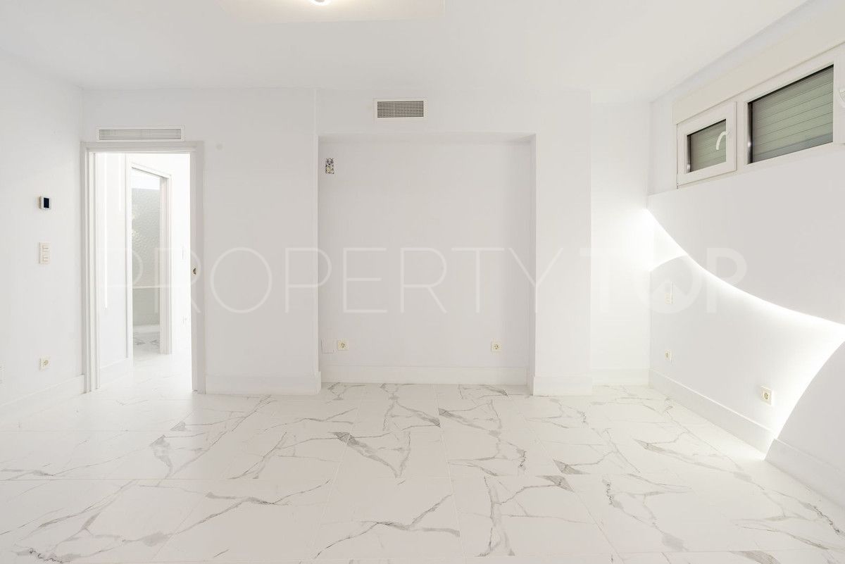 For sale 2 bedrooms ground floor apartment in Cabopino