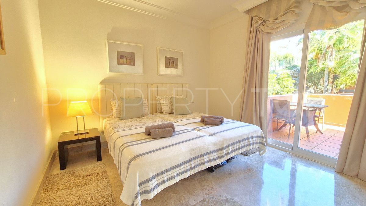 Apartment for sale in Nueva Andalucia