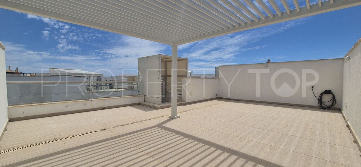 Apartamento con 3 dormitorios a la venta en San Pedro de Alcantara