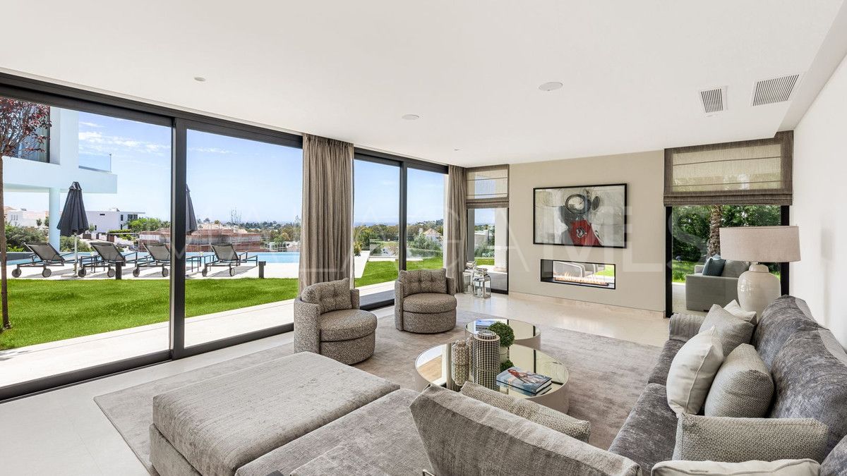 Villa for sale in Benahavis