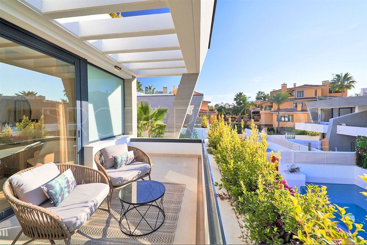 Town house for sale in Marbella - Puerto Banus with 3 bedrooms