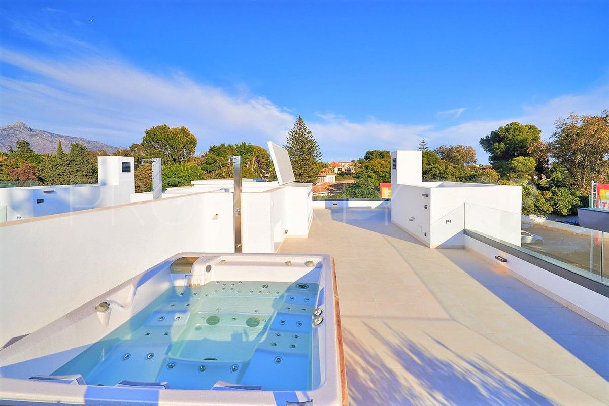 Town house for sale in Marbella - Puerto Banus with 3 bedrooms