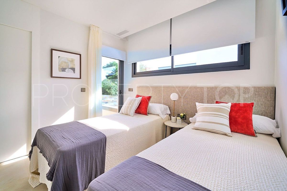 Town house for sale in Marbella - Puerto Banus with 3 bedrooms