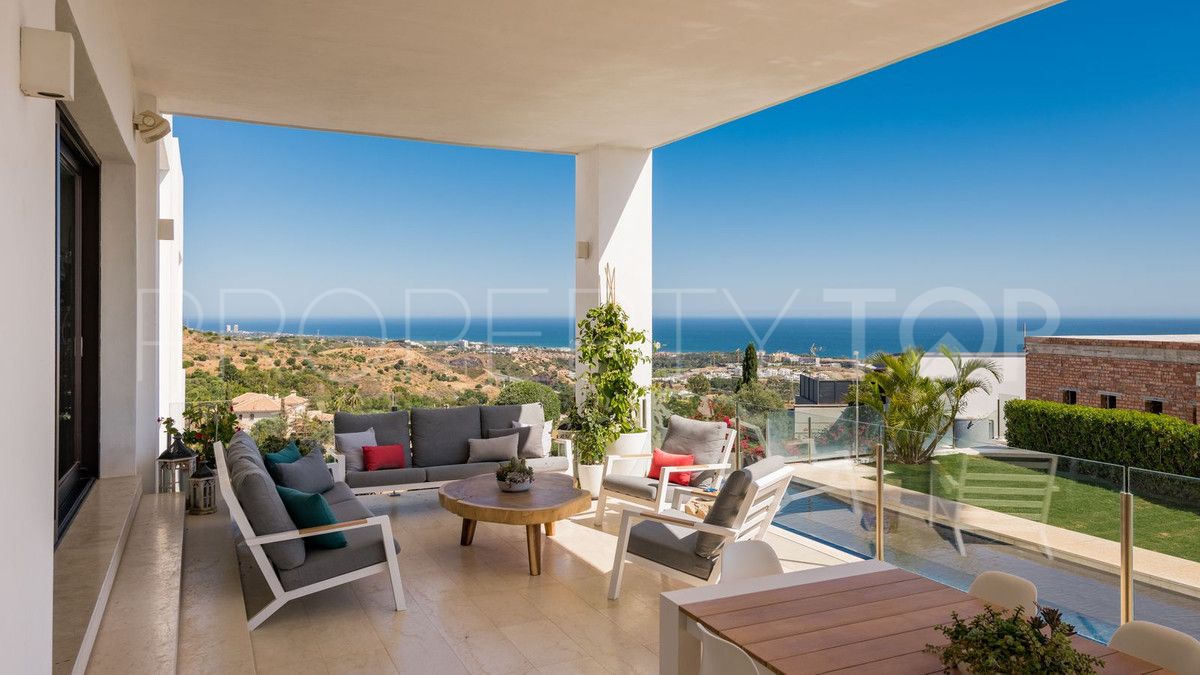 For sale villa in Los Altos de los Monteros