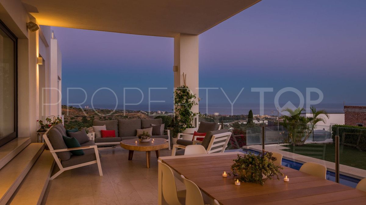 For sale villa in Los Altos de los Monteros