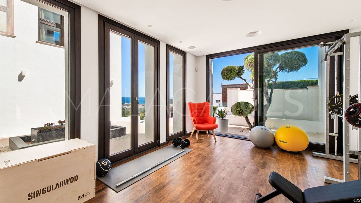 Villa for sale in Los Altos de los Monteros