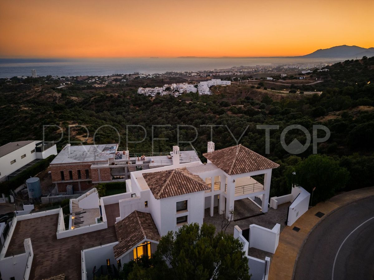 Los Altos de los Monteros, villa en venta