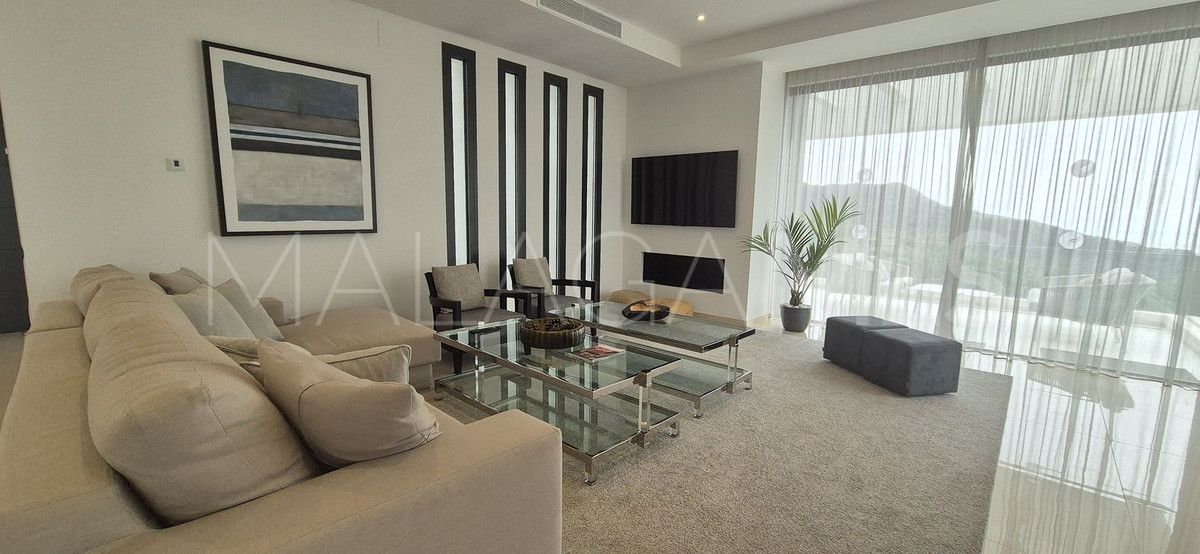 Villa for sale in Benahavis