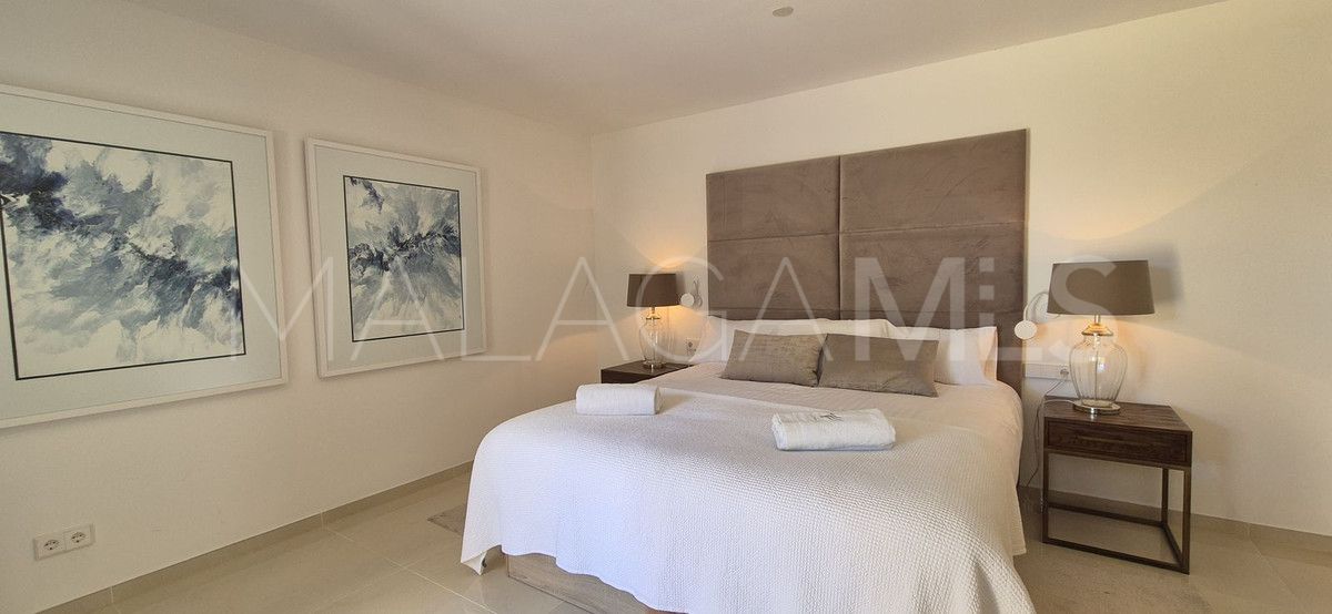 Villa for sale in Benahavis