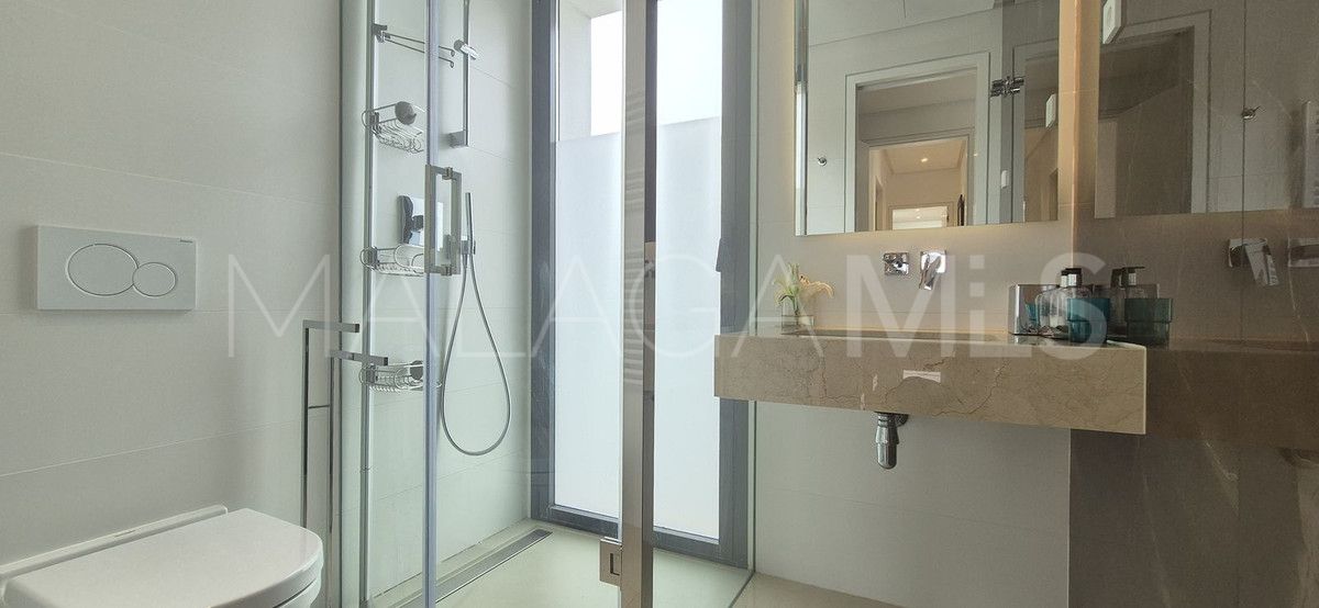 Villa for sale in Benahavis