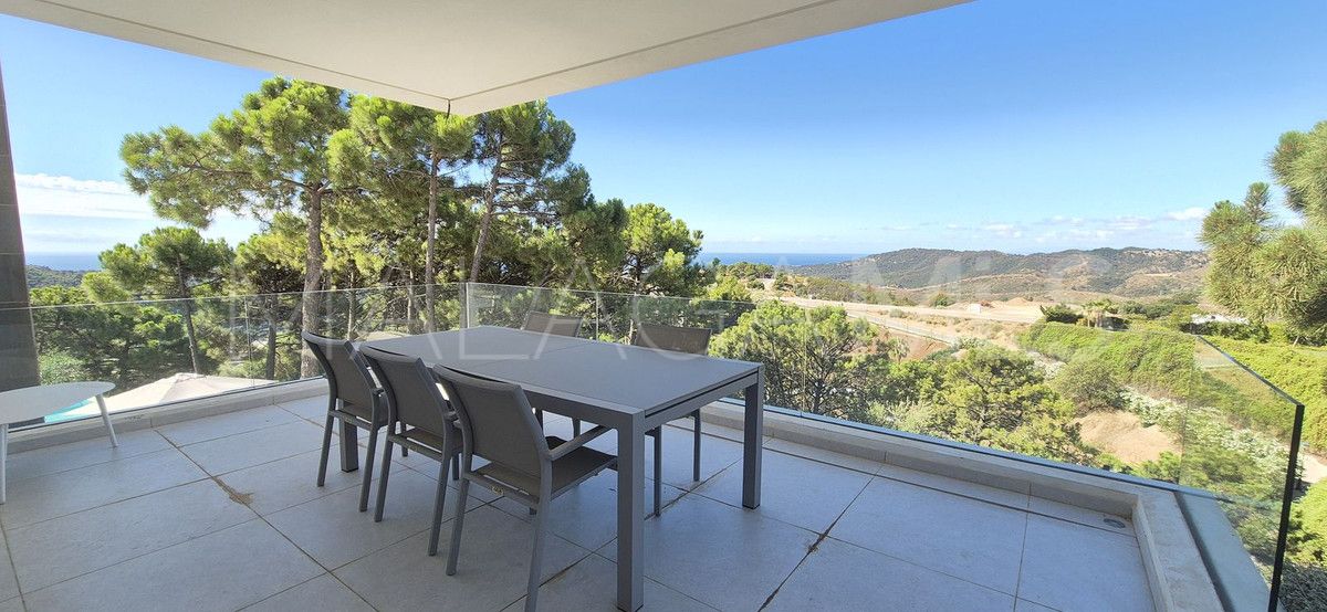 Villa for sale in Benahavis