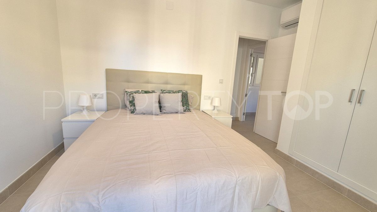 Apartamento en venta en Marbella Ciudad con 4 dormitorios