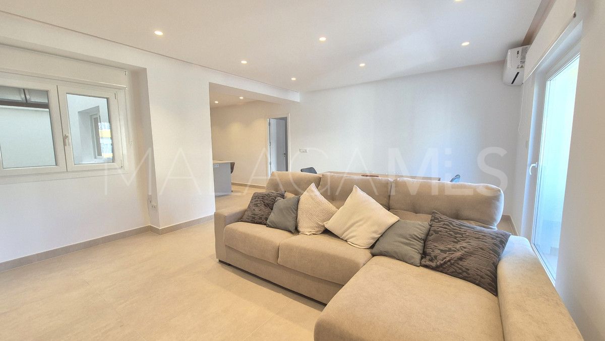 For sale apartment with 4 bedrooms in Marbella City