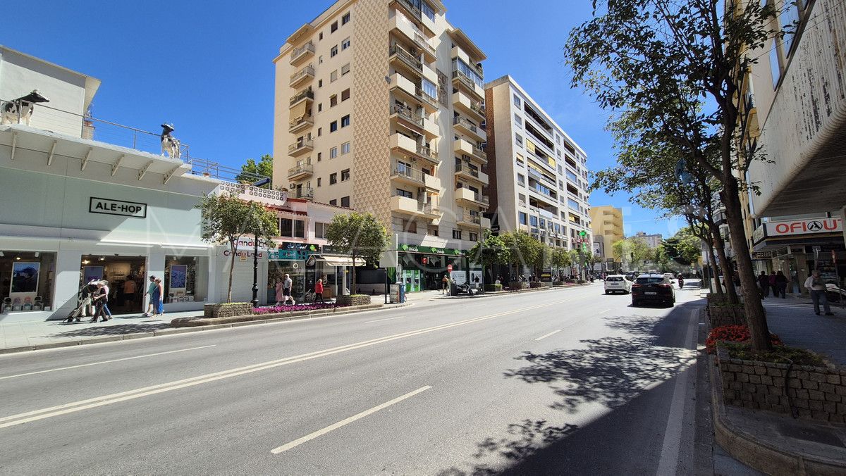 For sale apartment with 4 bedrooms in Marbella City