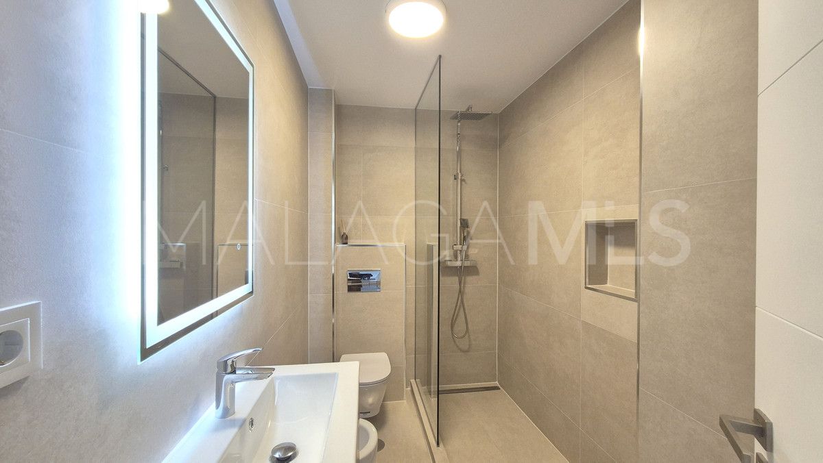 For sale apartment with 4 bedrooms in Marbella City