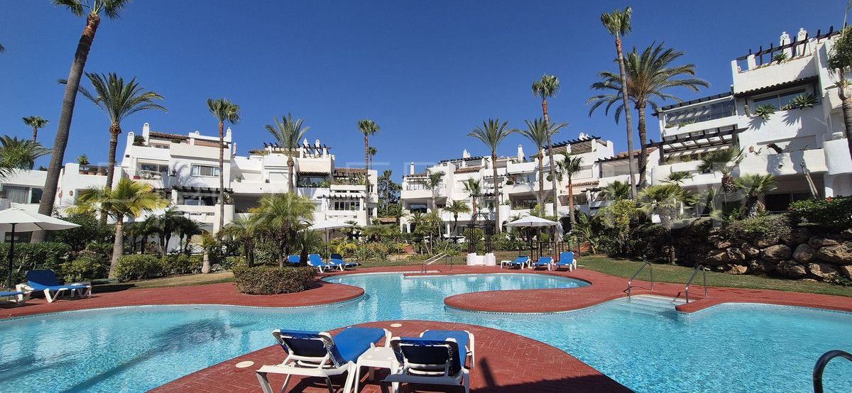 Se vende apartamento en Marbella Ciudad con 3 dormitorios