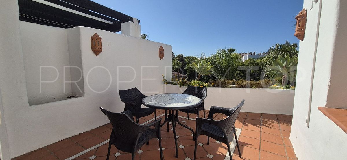 Se vende apartamento en Marbella Ciudad con 3 dormitorios