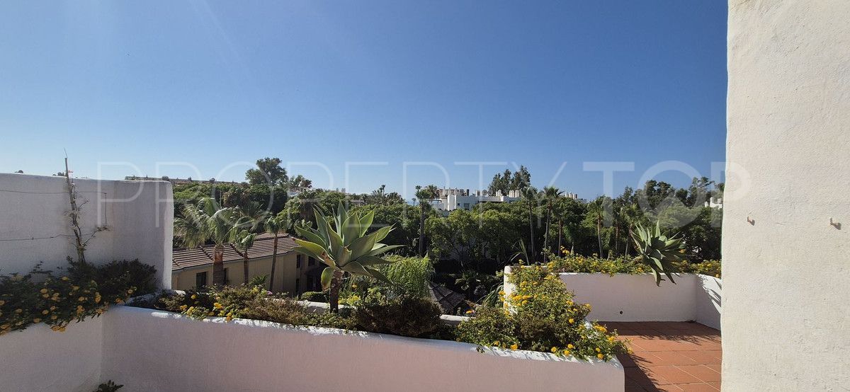 For sale apartment in Marbella City with 3 bedrooms