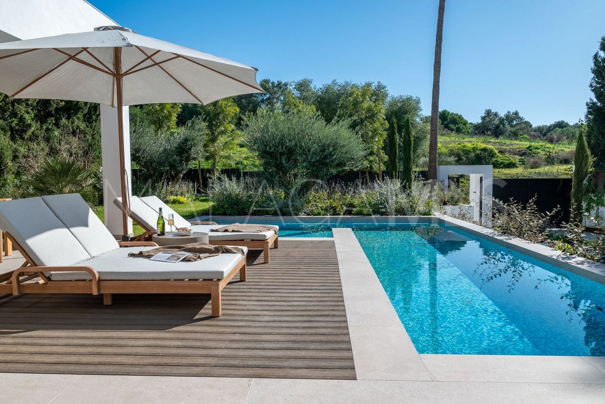 For sale villa in El Paraiso