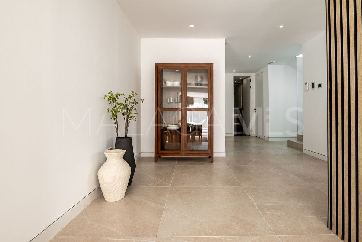 For sale villa in El Paraiso