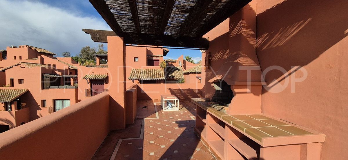 For sale Elviria apartment with 3 bedrooms