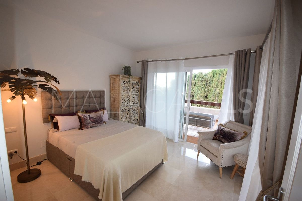 Markplanslägenhet for sale in Nueva Andalucia