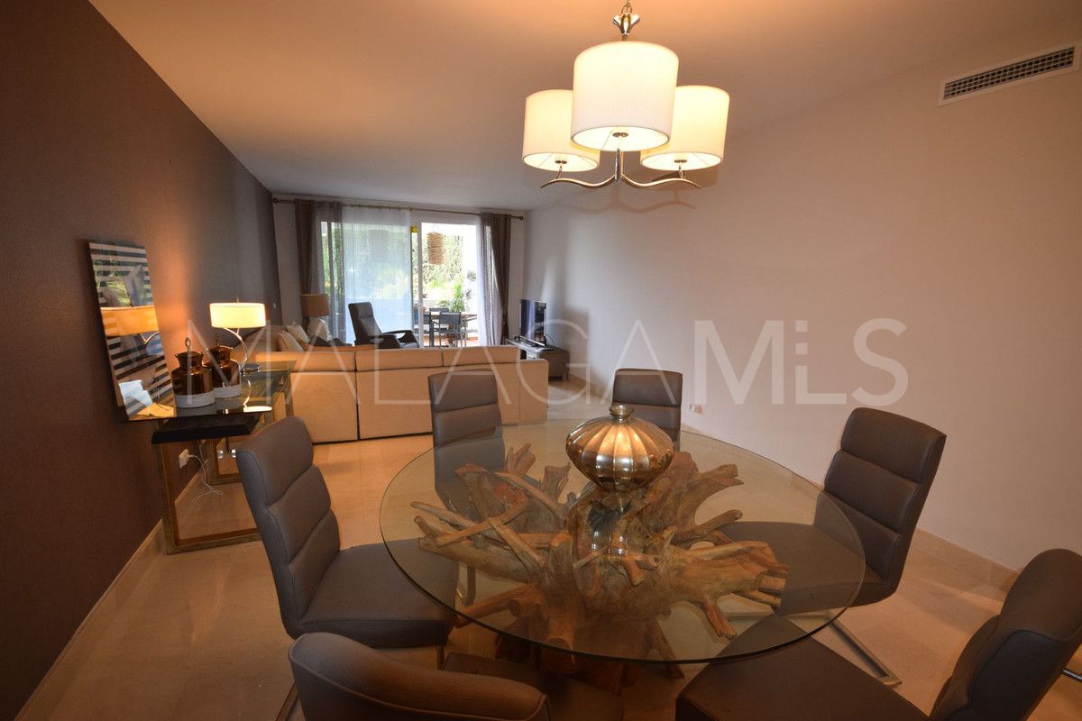 Markplanslägenhet for sale in Nueva Andalucia