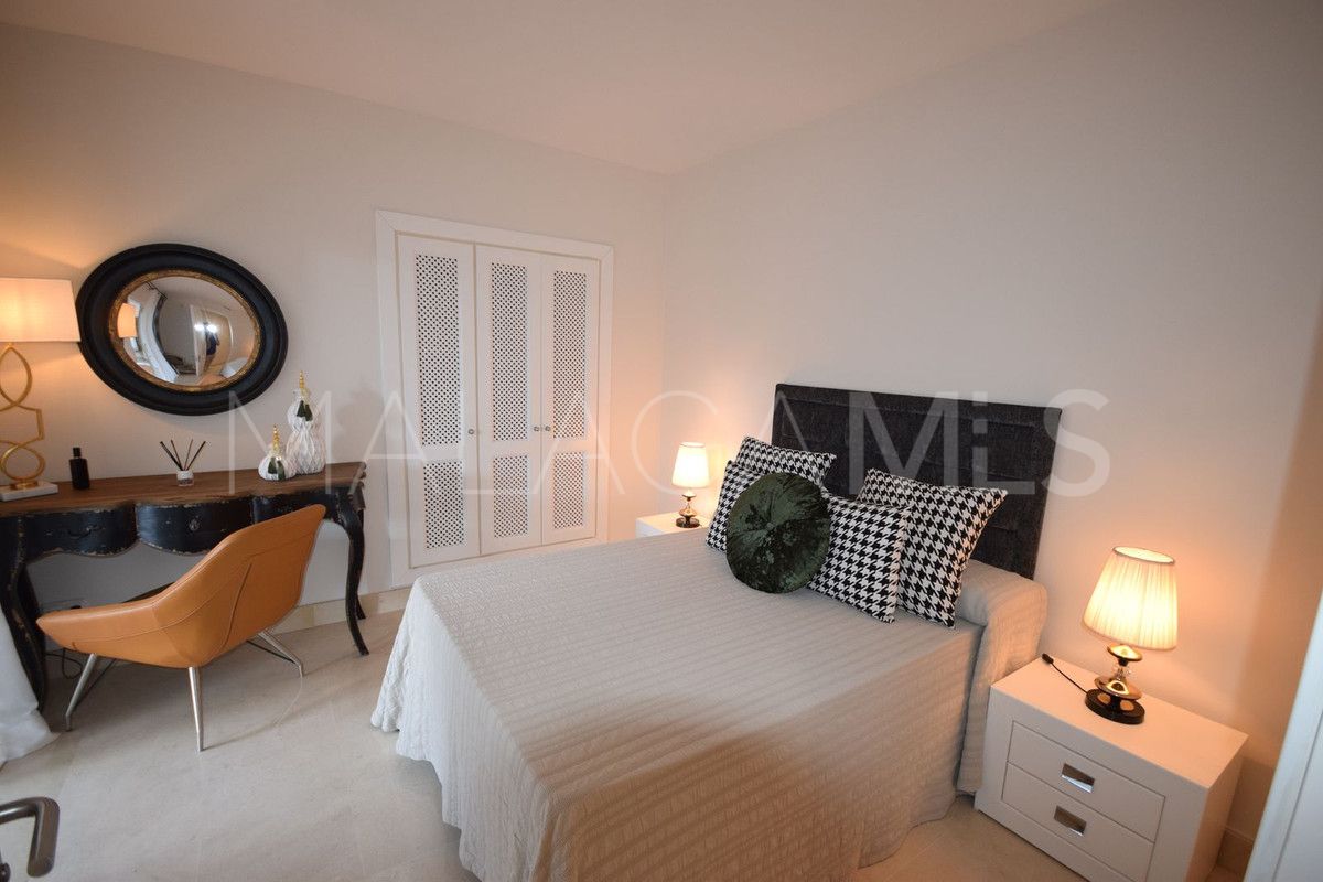 Markplanslägenhet for sale in Nueva Andalucia