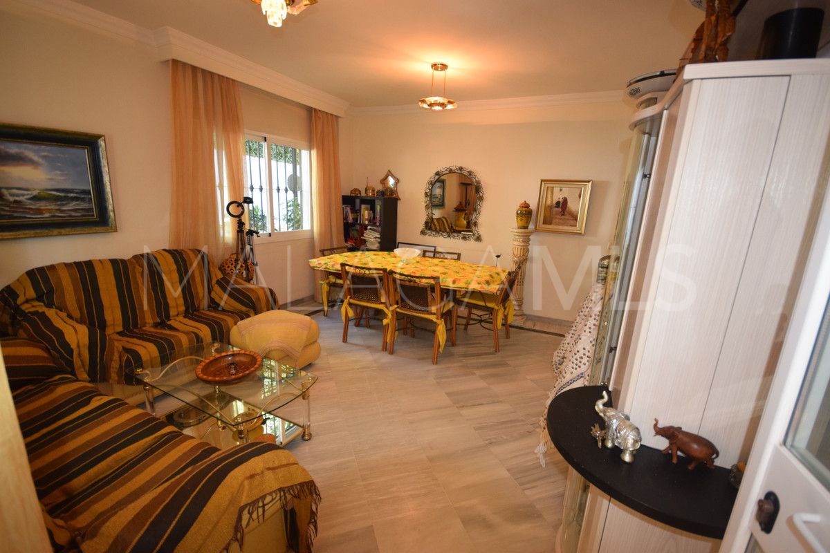 Buy apartamento planta baja de 3 bedrooms in Marbella Ciudad