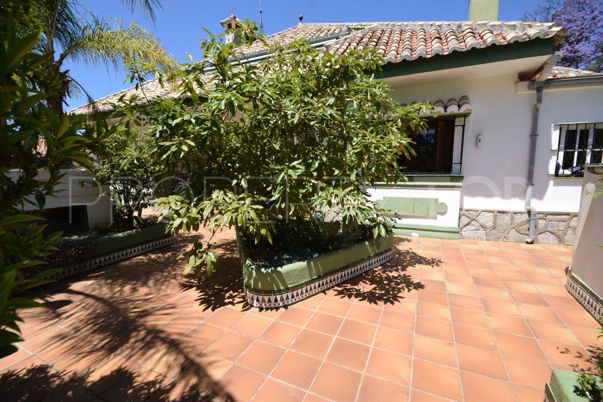 For sale villa in Marbella City