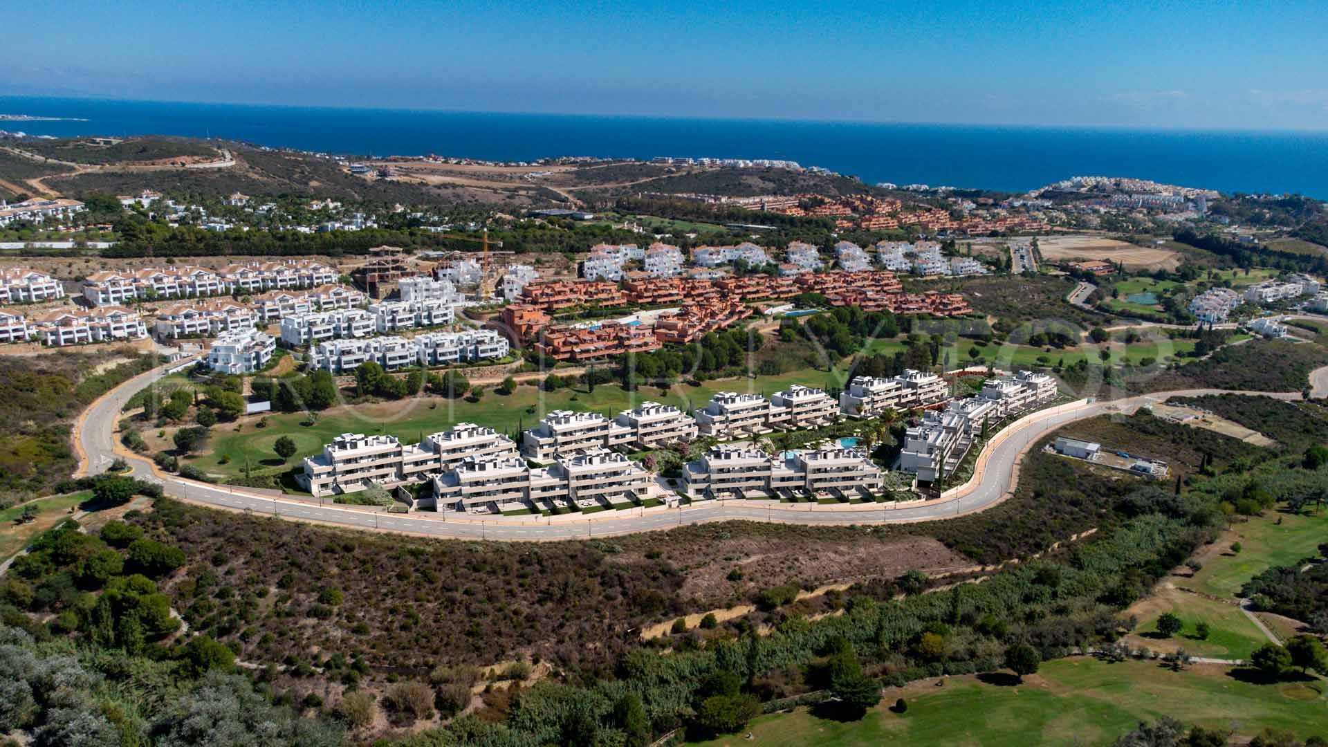 Apartamento planta baja en venta en Casares Golf con 3 dormitorios