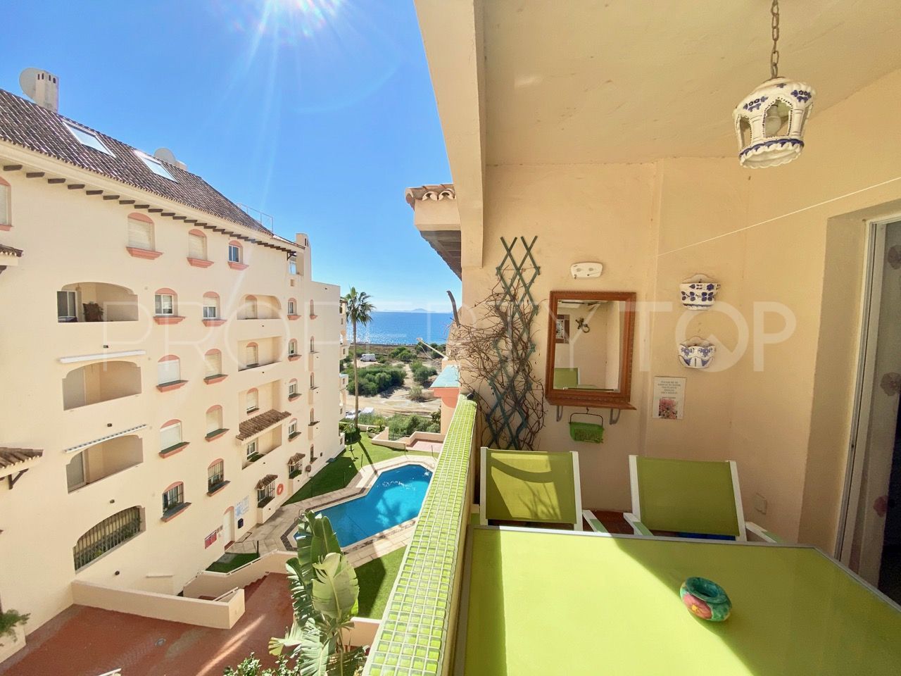 For sale apartment in Estepona Puerto