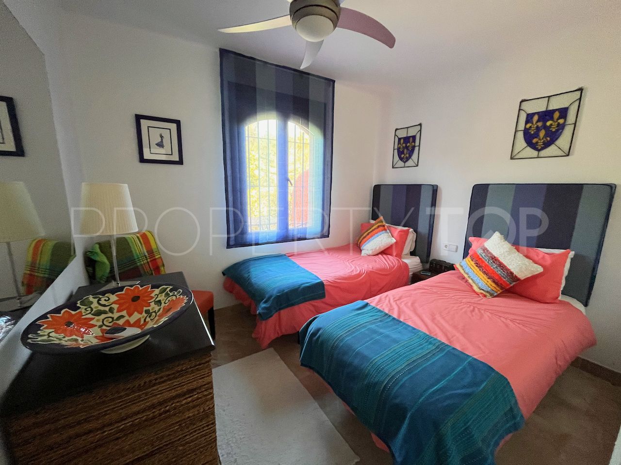 Apartamento planta baja con 4 dormitorios en venta en Costa Galera