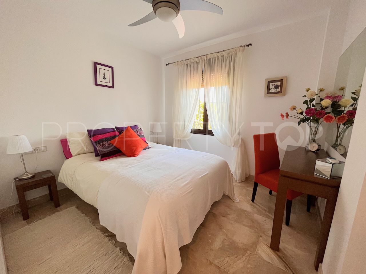 Apartamento planta baja con 4 dormitorios en venta en Costa Galera