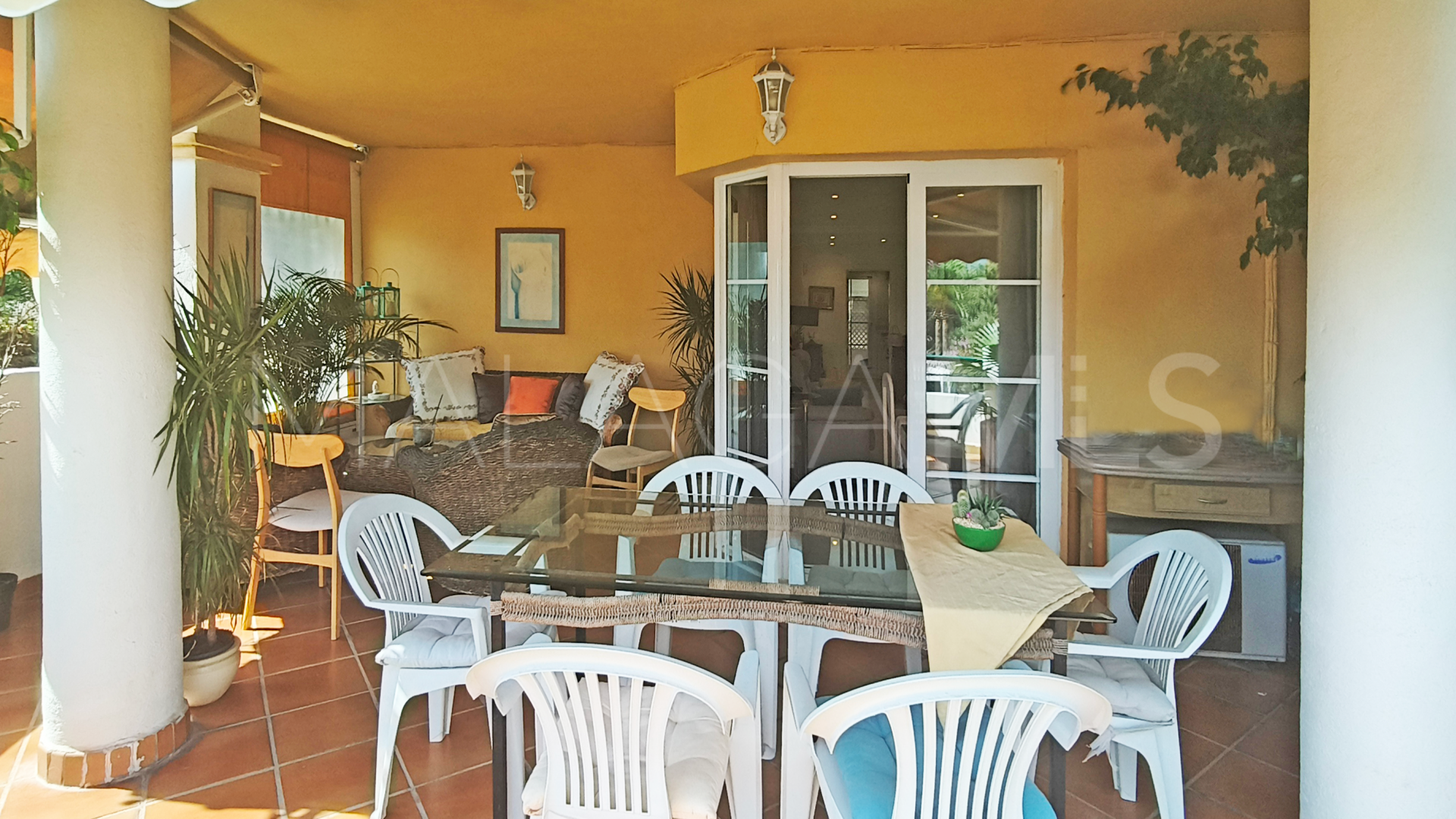 Duplex a la venta in Nueva Andalucia