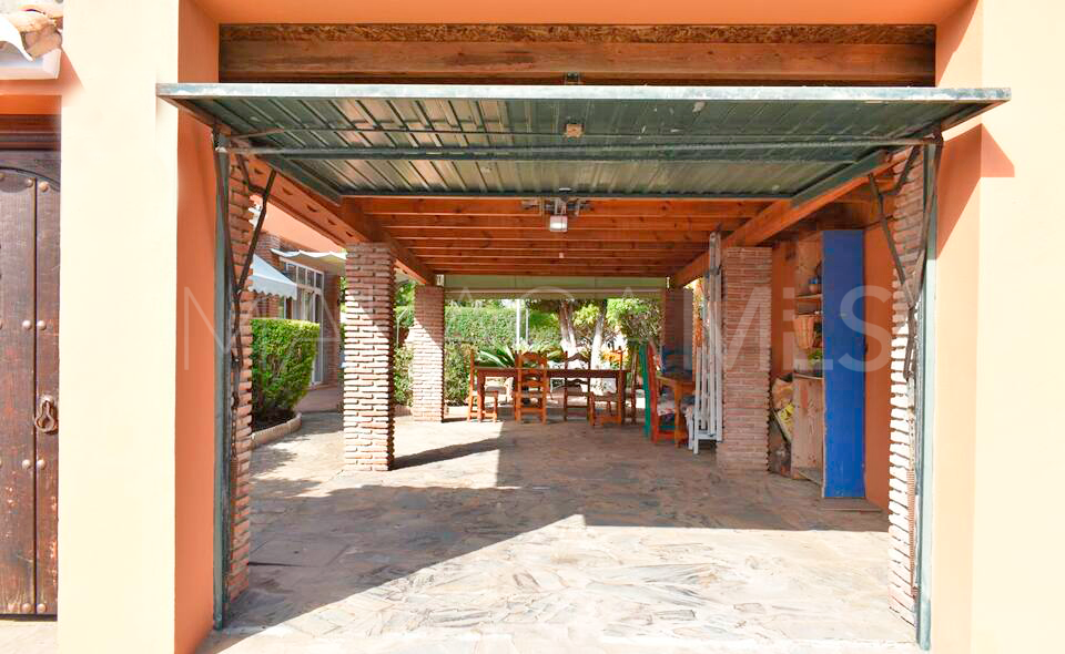 Villa for sale in San Pedro de Alcantara