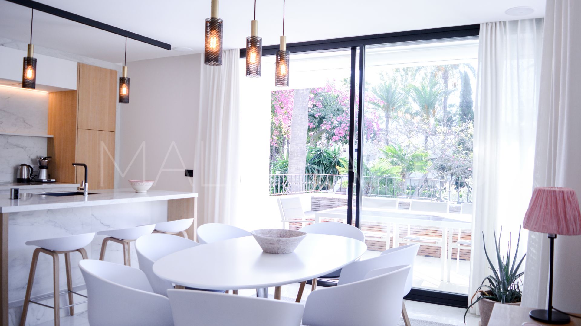 Wohnung for sale in Marbella - Puerto Banus