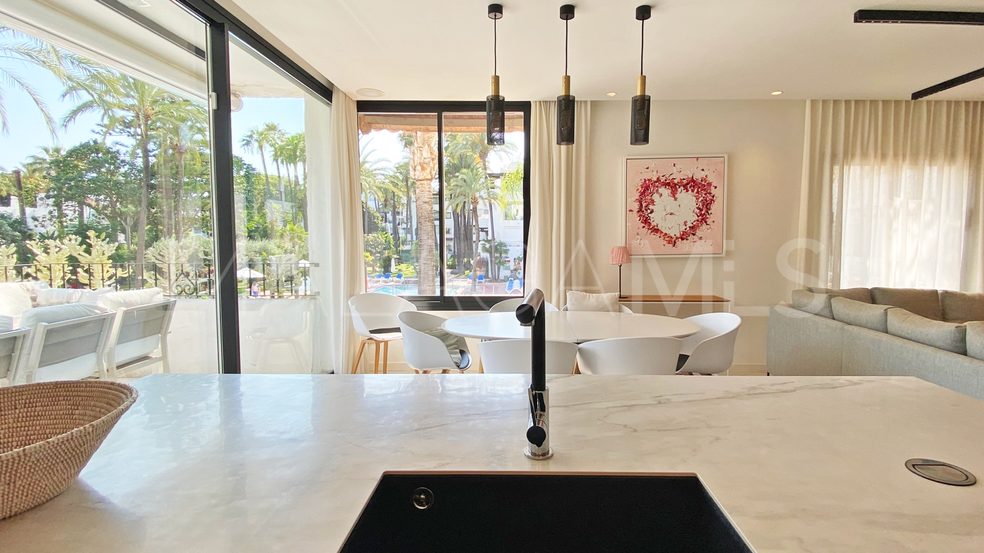 Lägenhet for sale in Marbella - Puerto Banus