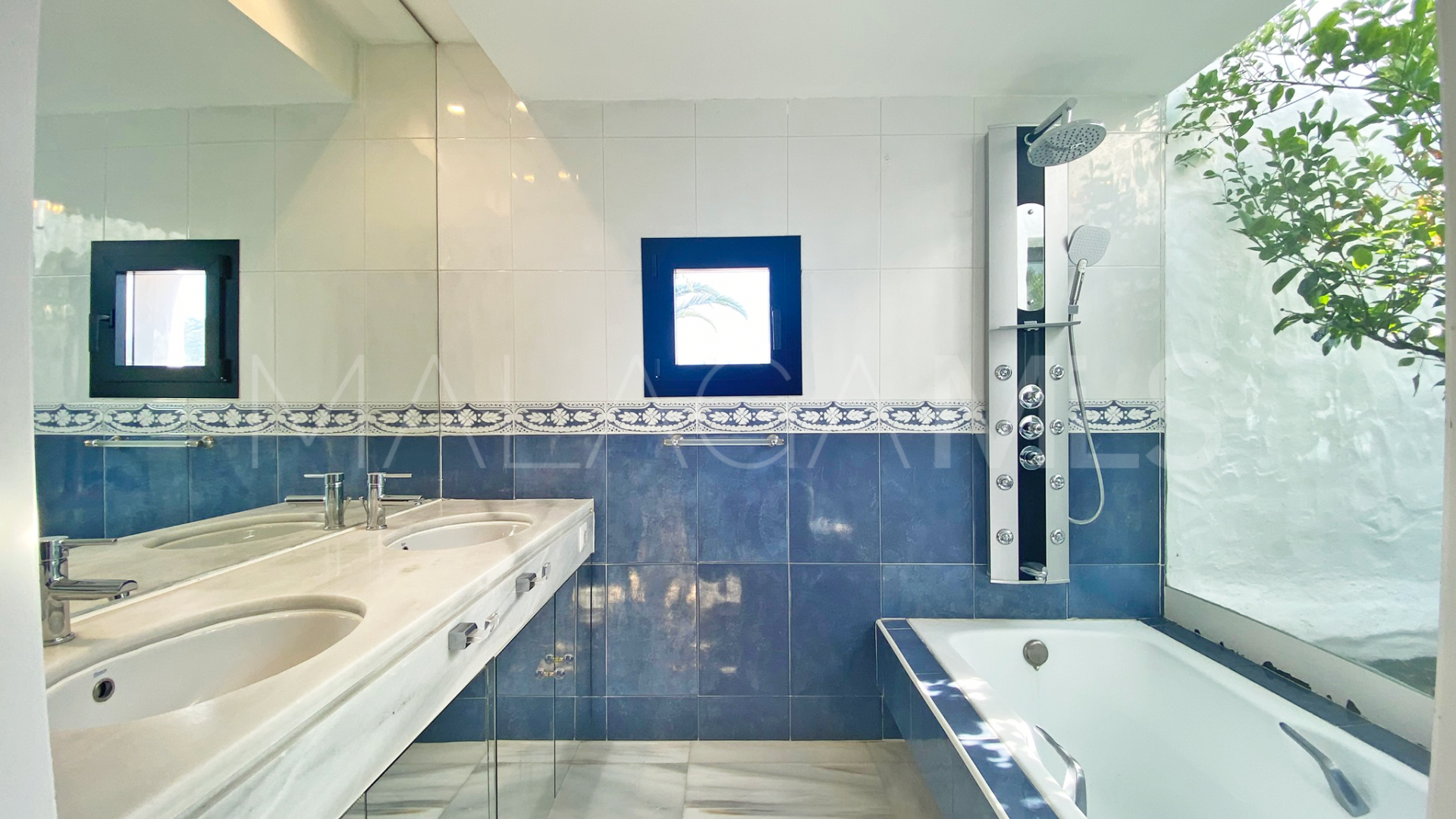 Zweistöckiges penthouse for sale in Marbella - Puerto Banus