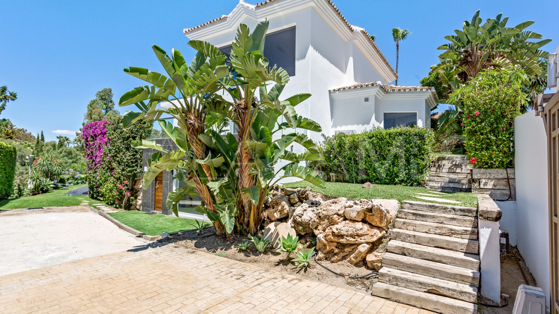 Villa for sale in Hacienda las Chapas