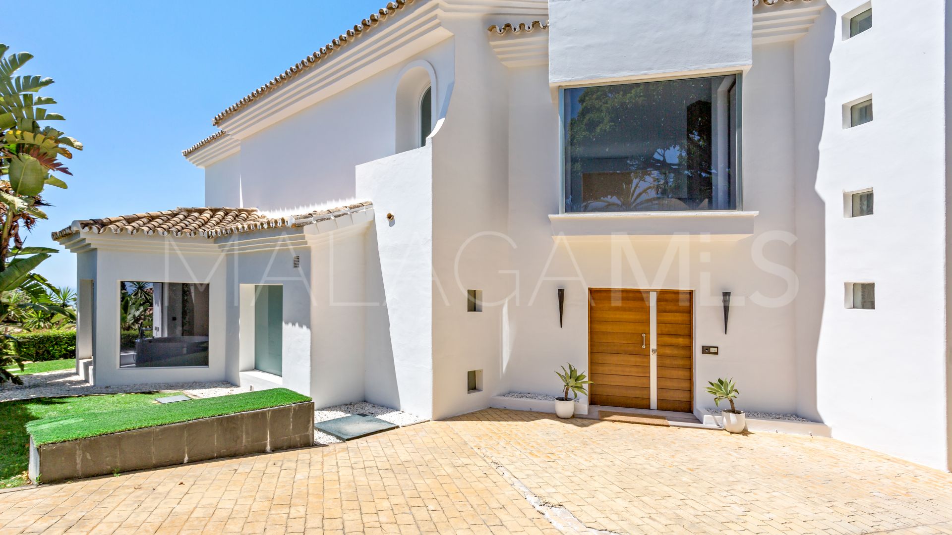 Villa for sale in Hacienda las Chapas