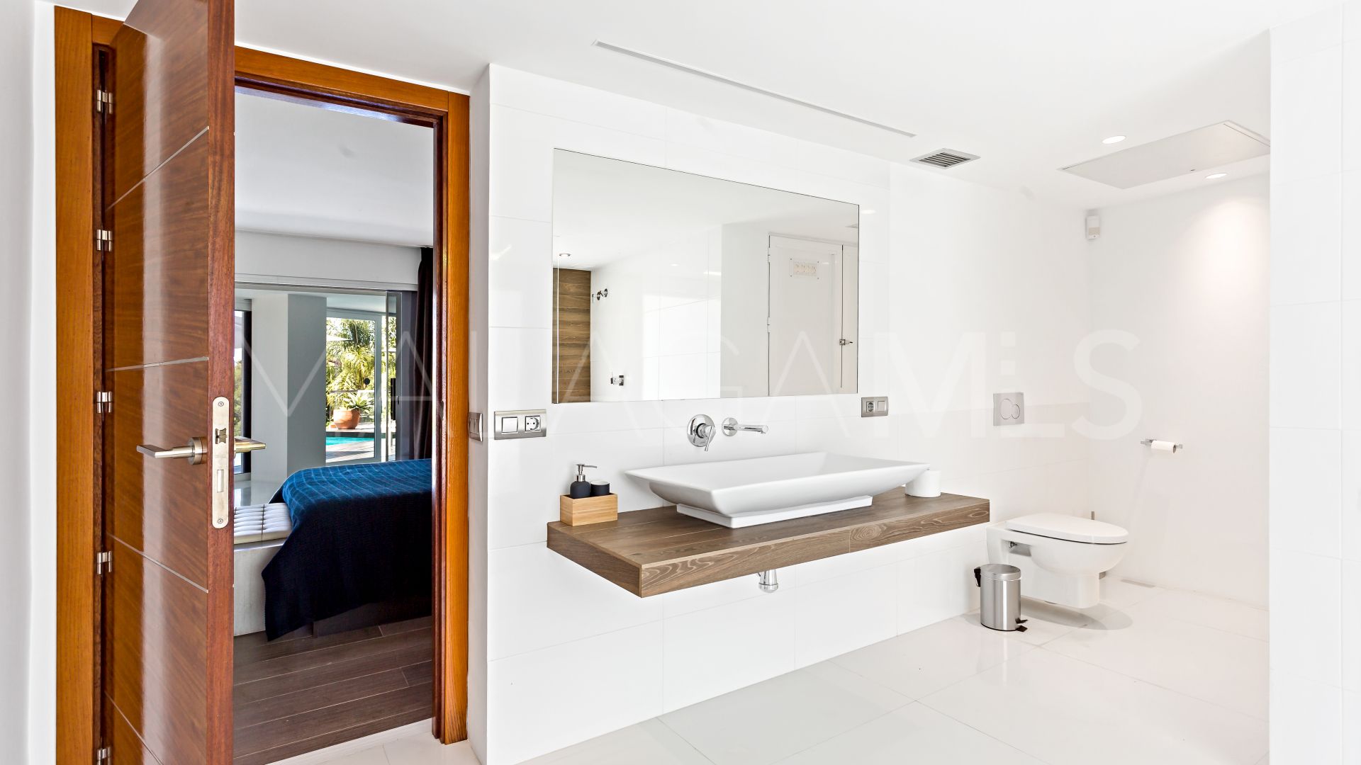 Villa for sale in Hacienda las Chapas