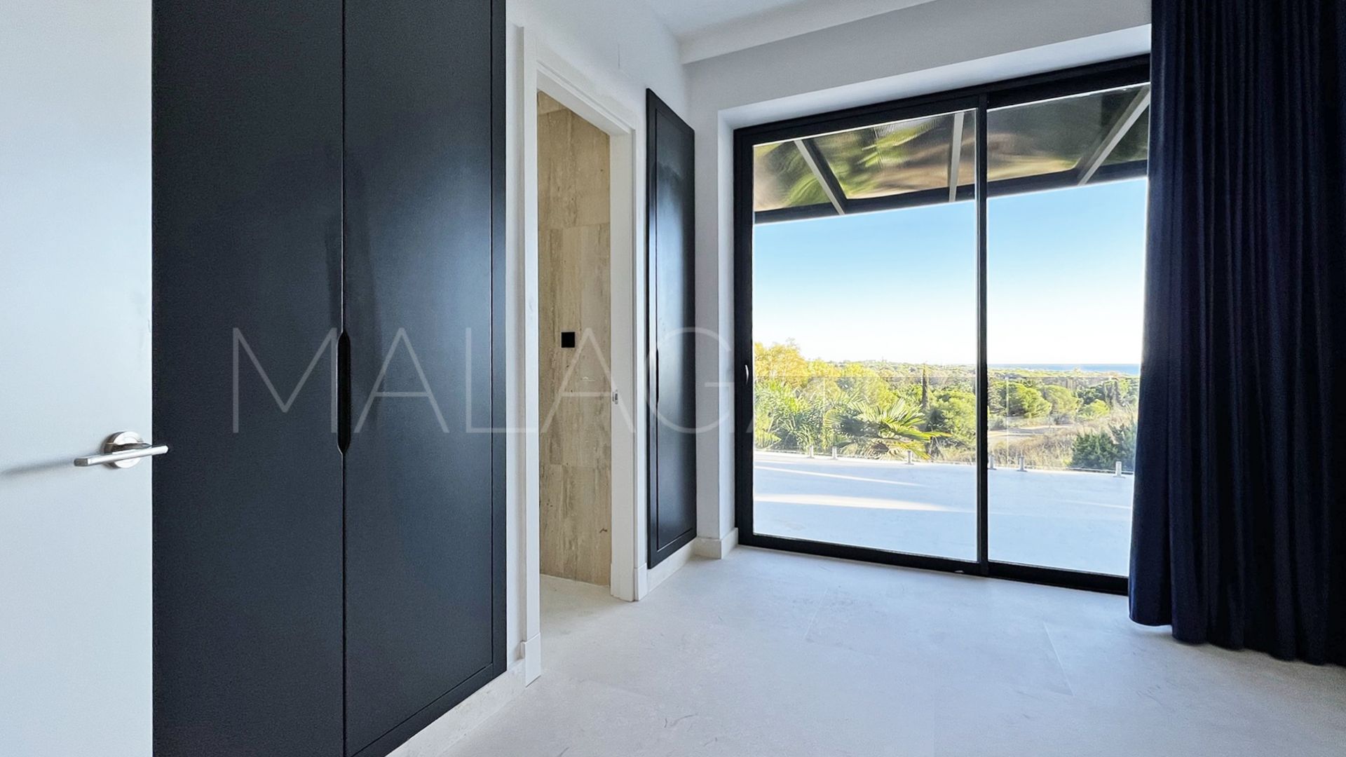 4 bedrooms villa in Marbella East for sale