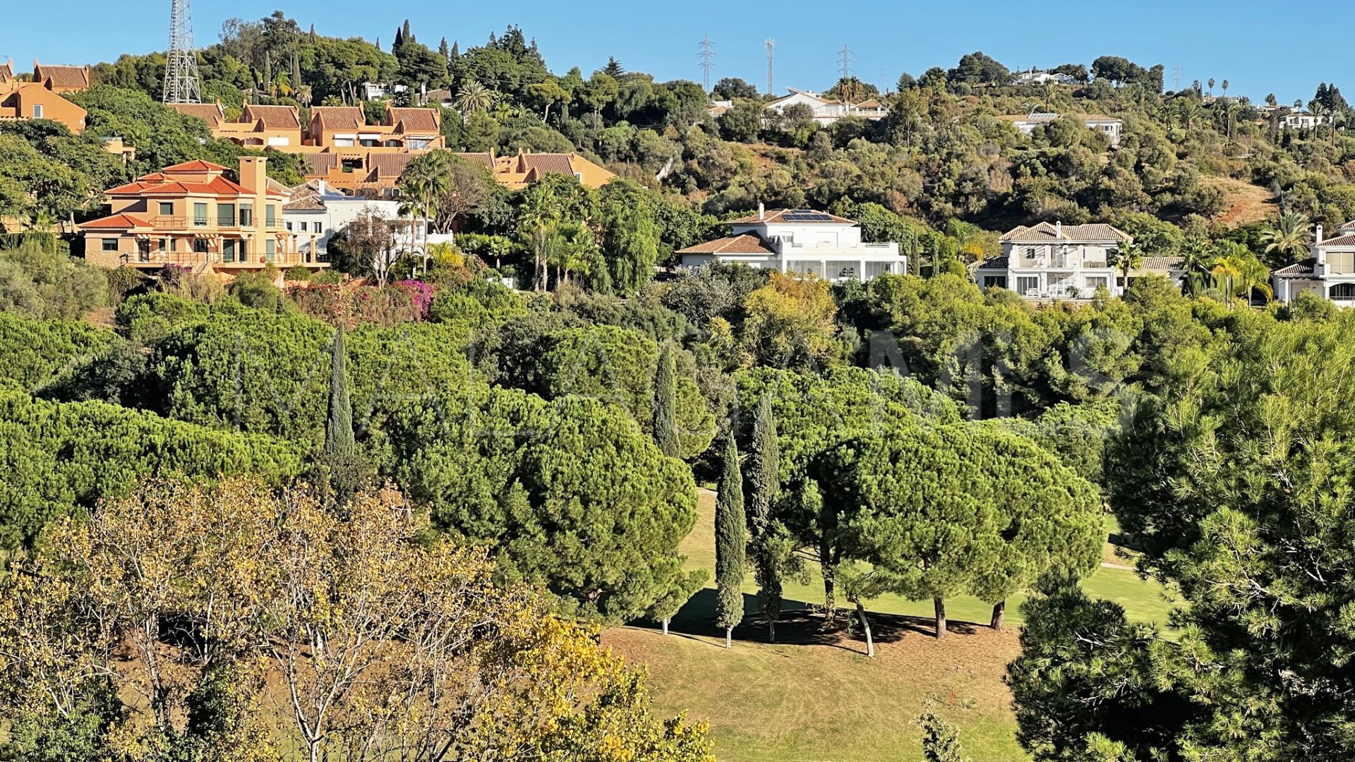 4 bedrooms villa in Marbella East for sale