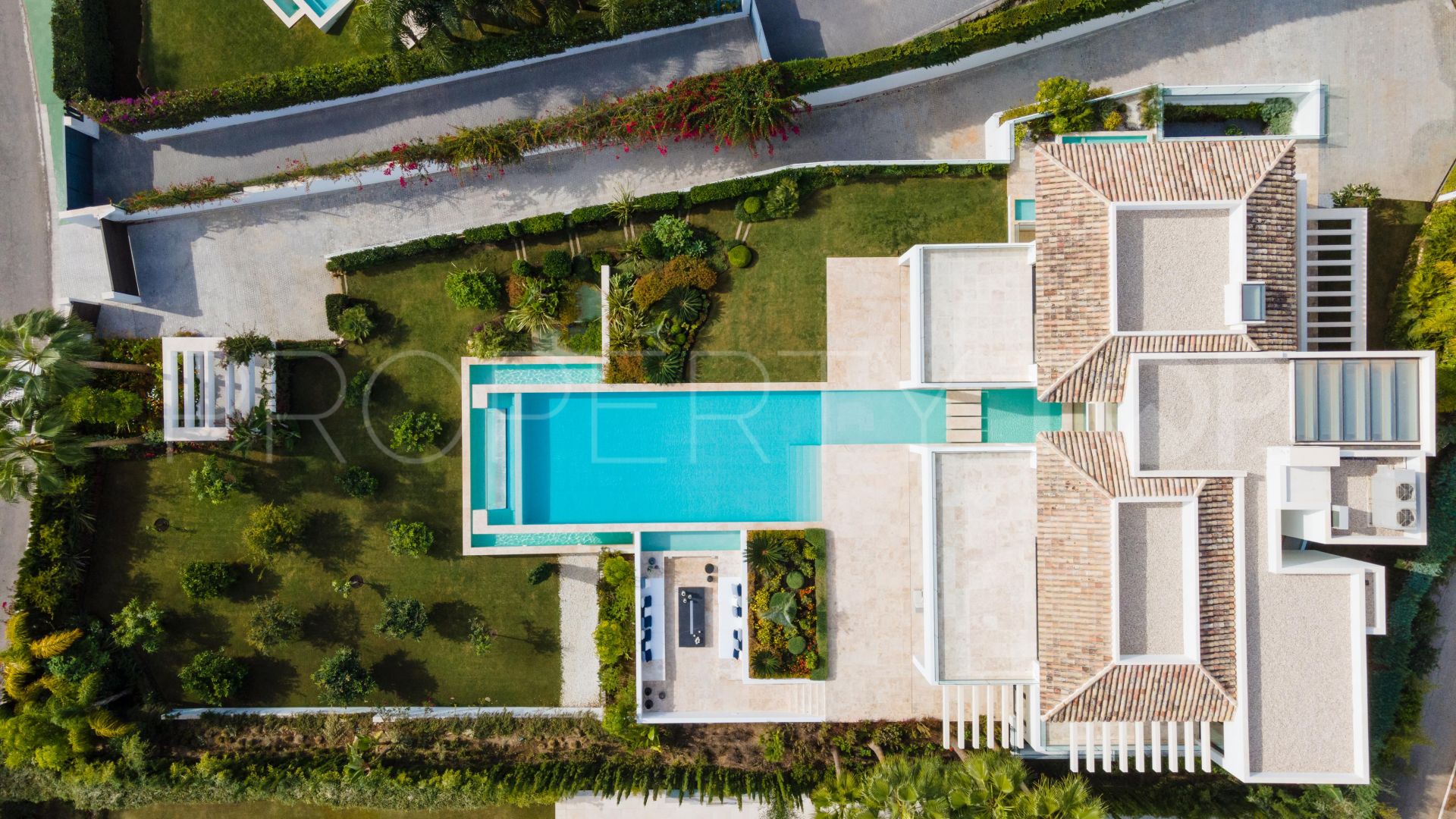 Villa for sale in La Cerquilla with 6 bedrooms
