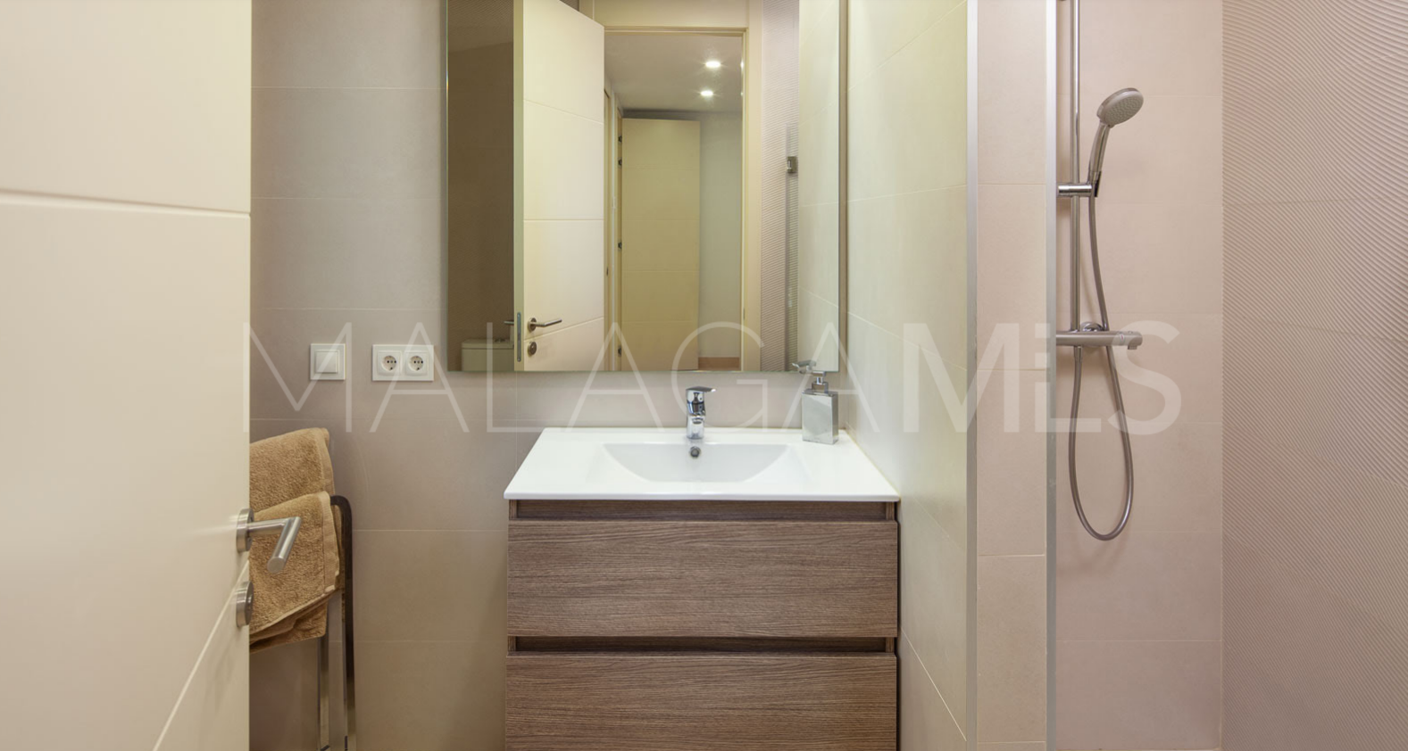Duplex-wohnung for sale in Finca Cortesin
